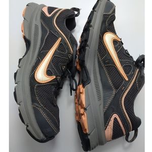 Nike  Air Alvord Hiking Trails Size 8